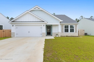 14172 Debra Barbee Ct, Gulfport, MS 39503