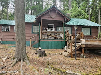 57 N Neopit Rd, Priest Lake, ID 83856