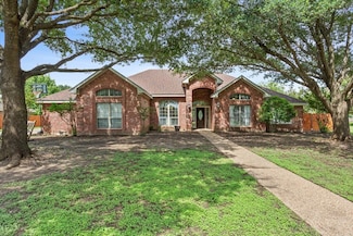 1102 Evening Sun Ln, Mc Gregor, TX 76657