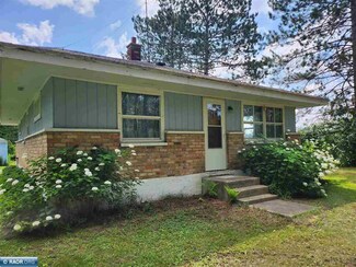 4096 Miller Trunk Rd, Eveleth, MN 55734