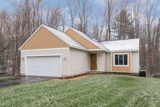 14902 Treevalley Dr Unit 69, Cedar Springs, MI 49319