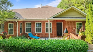 84 Valley Way Cir SE Unit 42, Huntsville, AL 35802