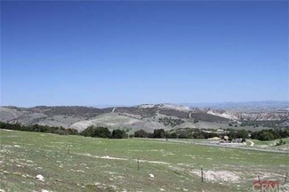 197 Lakeside Village Dr, Paso Robles, CA 93446