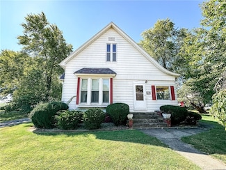 509 E Jefferson St, Kansas, IL 61933