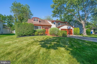 1132 Sea Gull Ln, Cherry Hill, NJ 08003