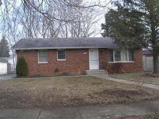 414 5th Ave, Three Rivers, MI 49093