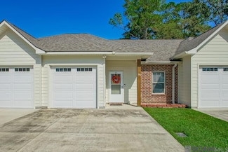 9900 Country Club Dr Unit 2B, Denham Springs, LA 70726