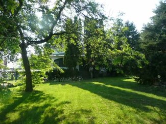 1330 S Ridge Rd, Oregon, IL 61061