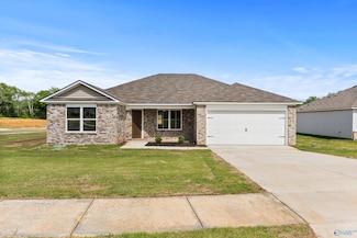 105 Trolley Ct, New Market, AL 35761