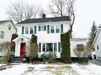 718 Pine St, Meadville, PA 16335