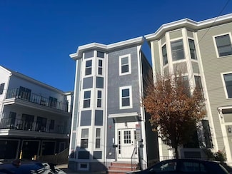 19 Plymouth St Unit 1, Cambridge, MA 02141