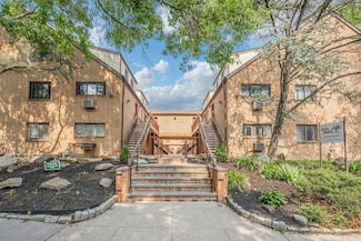 50 Dekalb Ave Unit S10, White Plains, NY 10605