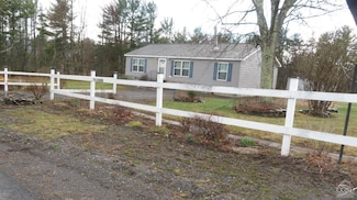 76 Gibson Rd, Greenville, NY 12083