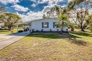 9745 Lake Fairways Blvd, North Fort Myers, FL 33903