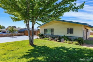 205 Spruce St, Tehachapi, CA 93561