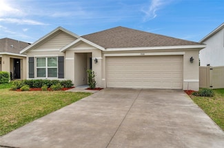 7608 Broad Pointe Dr, Zephyrhills, FL 33540