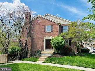 8251 Clifton Farm Ct, Alexandria, VA 22306