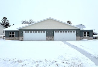 122 Evergreen Ln, Chilton, WI 53014