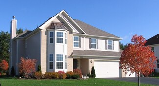 2020 Walnut Glen Blvd, Island Lake, IL 60042
