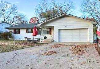 1410 W Danny St, Claremore, OK 74017