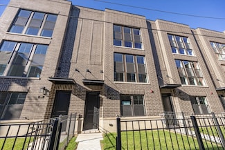 4444 S Drexel Blvd Unit C, Chicago, IL 60653