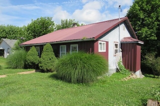 231 E Marshfield St, Hartville, MO 65667