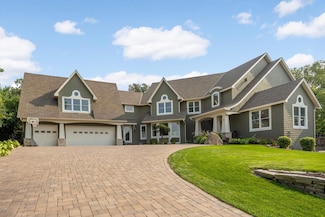 7116 Valley View Rd, Edina, MN 55439