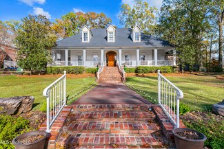 103 Cherry Laurel Ln, Ridgeland, MS 39157