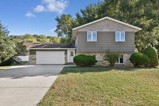 328 Stoltzman Rd, Mankato, MN 56001