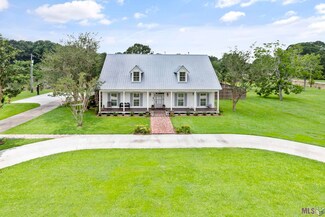 22845 Plainsland Dr, Zachary, LA 70791