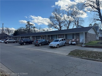 1700 N D St, Fort Smith, AR 72901