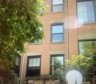 1363 E 64th St Unit 2, Chicago, IL 60637