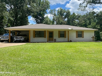64 Ogden Rd, Natchez, MS 39120