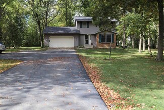 6408 S Derby Dr, Columbia City, IN 46725