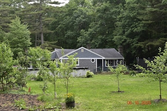 252 Howe St, East Brookfield, MA 01515