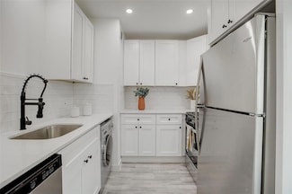1200 E 52nd St Unit 105A, Austin, TX 78723
