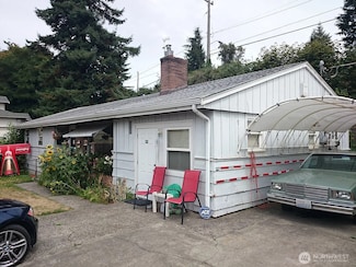 4602 SW Cloverdale St, Seattle, WA 98136