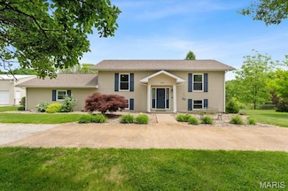 8316 D Rd, Waterloo, IL 62298