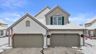 1522 Roxbury Way Unit 122, Waukesha, WI 53186