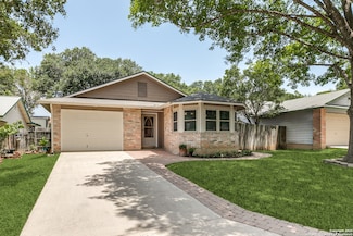 9351 Lands Point St, San Antonio, TX 78250