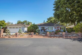 33 Yerba Buena Ave, Los Altos, CA 94022