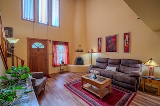 4116 Cheyenne Cir, Santa Fe, NM 87507