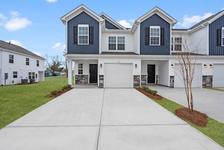 612 Curry Ct, Spartanburg, SC 29301