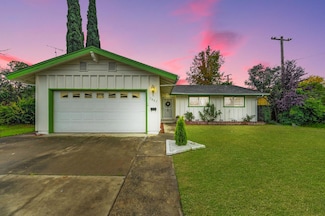 7007 Uranus Pkwy, Sacramento, CA 95823