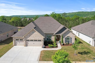 7440 Flint Crossing Cir SE, Big Cove, AL 35763