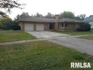 317 NW 2nd Ave, Galva, IL 61434