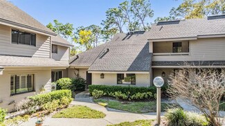 102 Old Mill Pond Rd, Palm Harbor, FL 34683