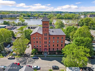 387 3rd Ave Unit 304, Troy, NY 12182