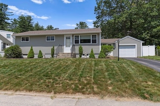 2 Wedgewood Rd, Dover, NH 03820