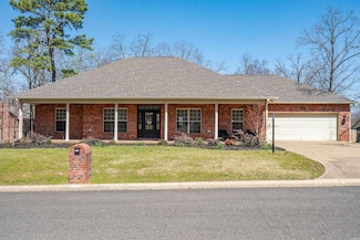 122 Wildwood Forest Rd, Hot Springs National Park, AR 71913